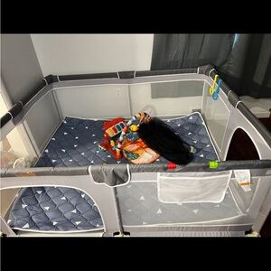 PLAYPEN & MAT